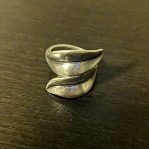 James Avery leaf ring